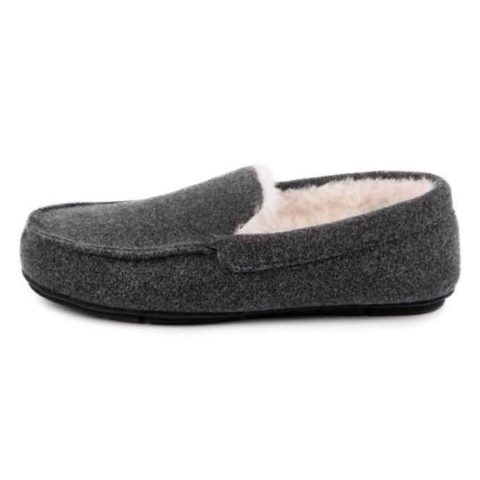 totes toasties® Mens Felt Moccasin Slipper With Sherpa Lining Grey