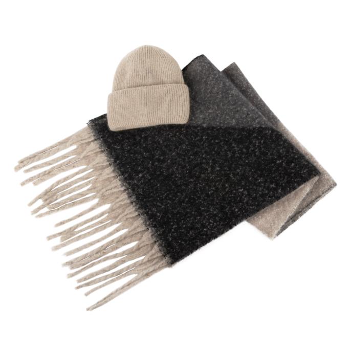 totes toasties® Ladies Chunky Woven Blanket Scarf &amp; Hat Set Oat