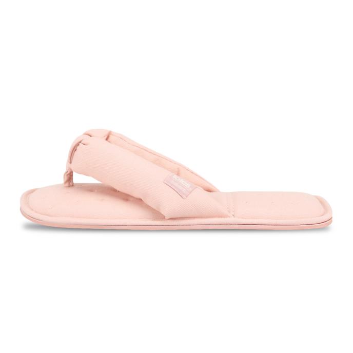 Isotoner® Ladies Woven Toe Post Slipper Pink