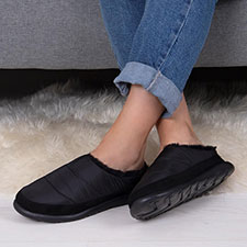 Isotoner® Ladies Iso-Flex Quilted Mule Slipper