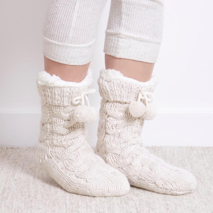 totes toasties® Ladies Luxury Chunky Knit Slipper-Sox With Tassel Trim Cream