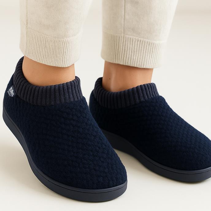 Isotoner® Ladies Popcorn Full Back Bootie Slipper Navy