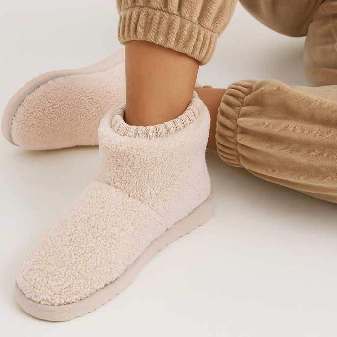 Isotoner® Ladies Borg Boot With Cuff Detail Cream